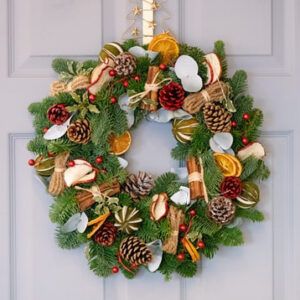 Holiday Decorating in Your Blacksburg Apartment